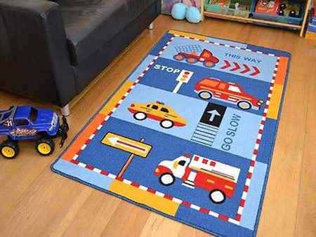 چه رنگ و طرح هایی برای فرش اتاق کودک دختر یا پسر مناسب است؟