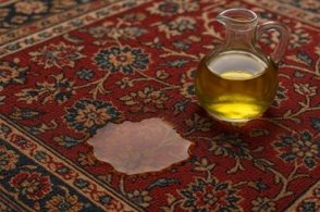 پاک کردن لکه چربی از فرش